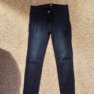 Paige Skyline Skinny Jeans - Size 28